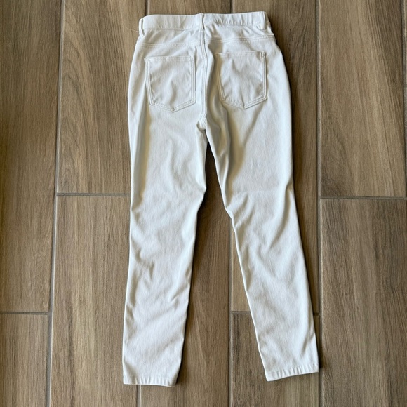 Uniqlo Jeggings Slim Fit Pants - Picture 2 of 4